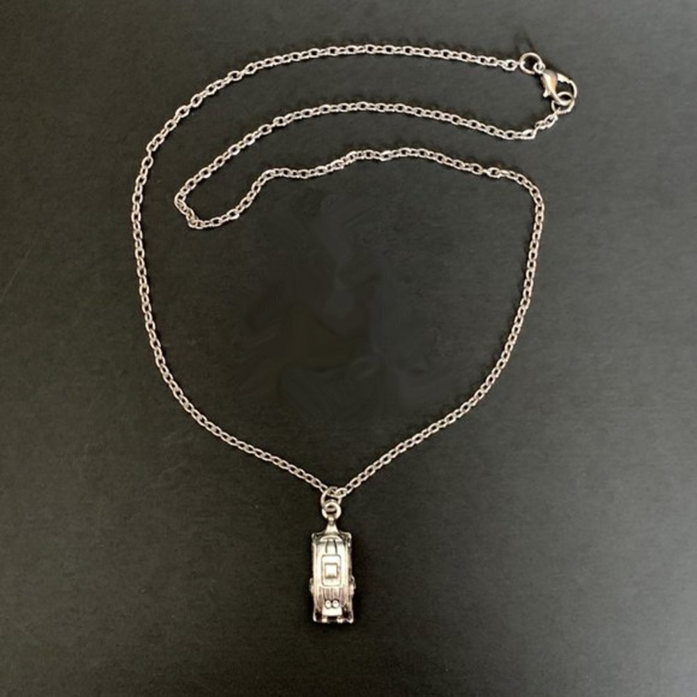 Vintage Happy Camper Necklace Silver Travel Trailer RV Charm 20 In Chain NEW